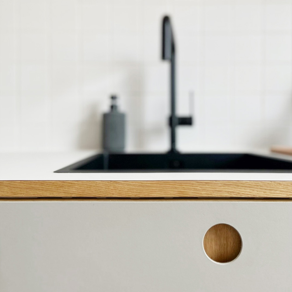 Metodfronten mit Linoleum, Farbe Olive, Kanten Eiche